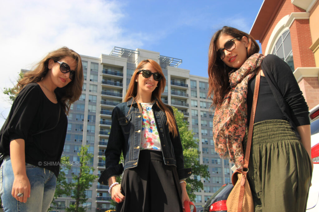 Group of women sunglasses